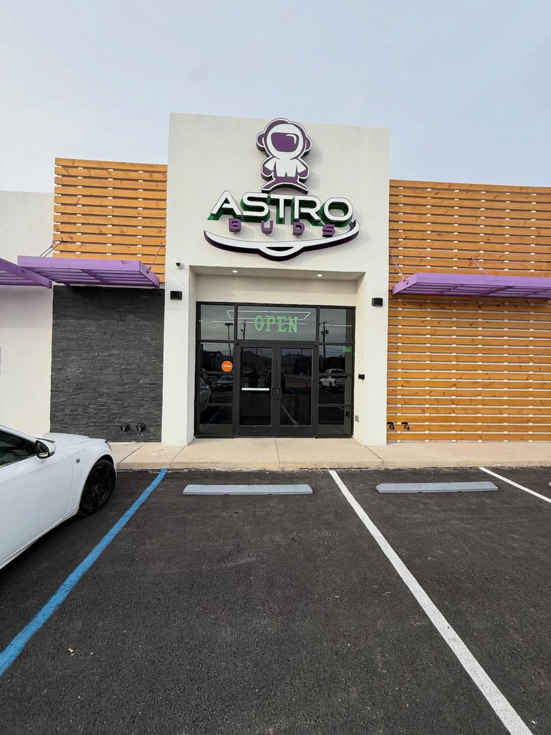 Commercial window tinting El Paso — Astro Buds by PMT Tint