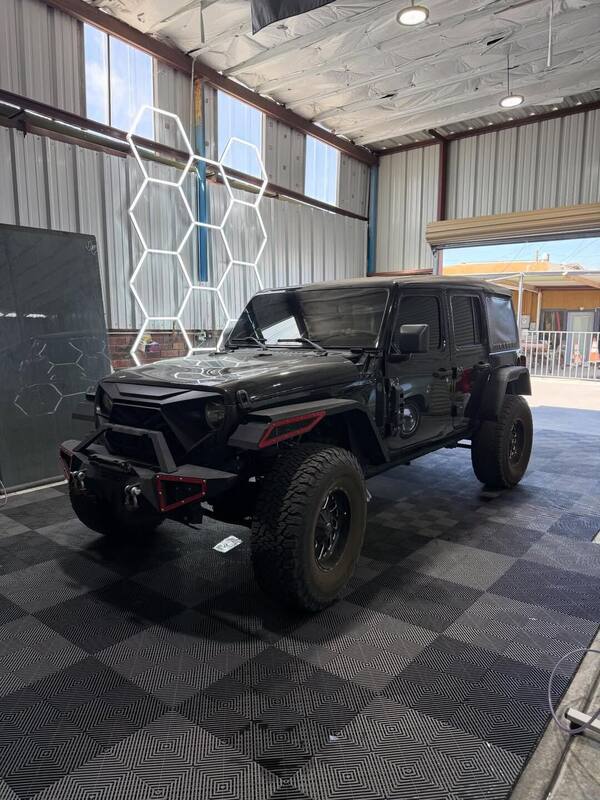 2023 Jeep Wrangler 35% ceramic tint El Paso TX